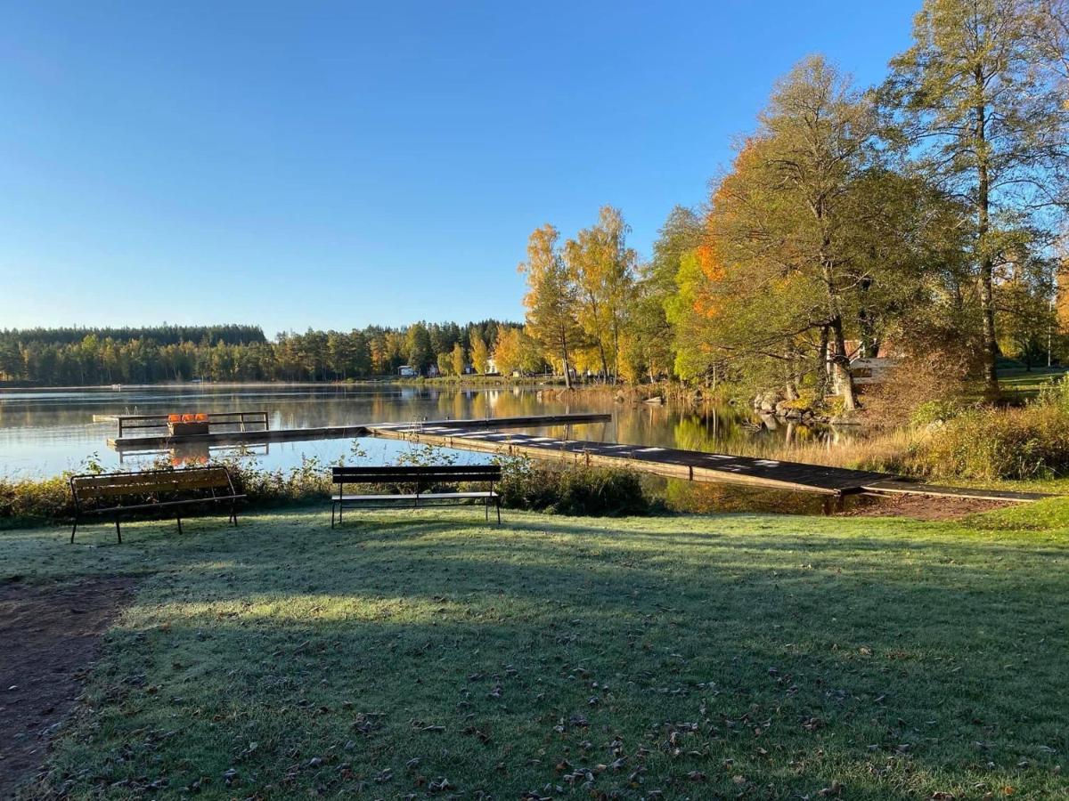Vacker Hus I Naturen Fröseke Exteriér fotografie